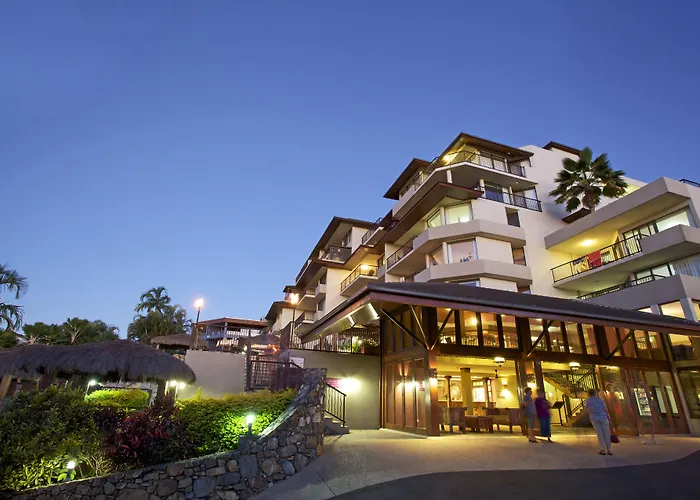 At Water'S Edge Resort